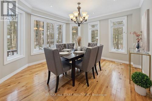 29 Robert Boulevard, Springwater, ON 