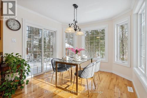 29 Robert Boulevard, Springwater, ON 