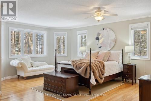29 Robert Boulevard, Springwater, ON 