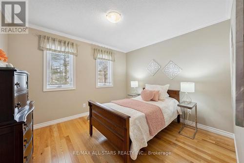 29 Robert Boulevard, Springwater, ON 