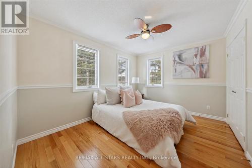 29 Robert Boulevard, Springwater, ON 