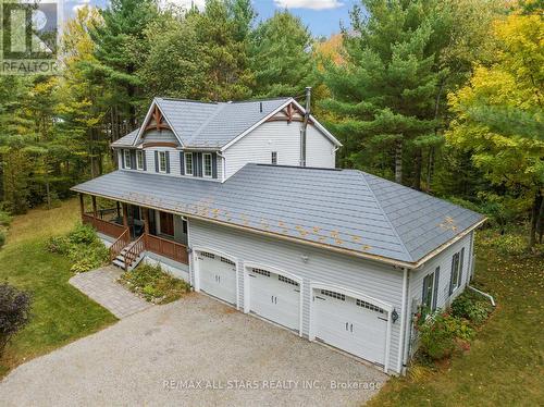 29 Robert Boulevard, Springwater, ON 