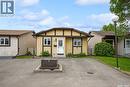 2711 Meadow Lane E, Regina, SK 