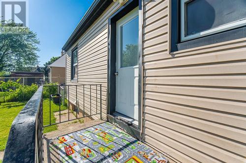 18 Glengrove Avenue, Hamilton, ON 