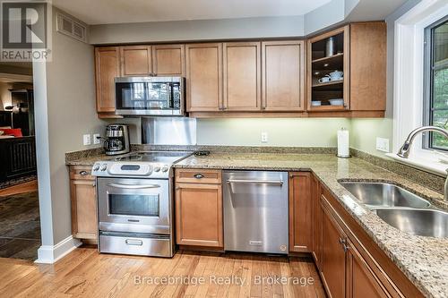 Carling 5 W3 - 3876 Muskoka Rd 118 Highway W, Muskoka Lakes (Medora), ON 