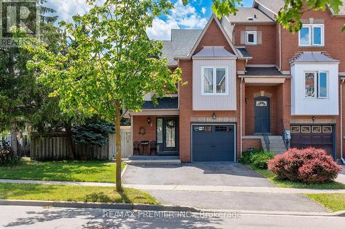 2 PRESTWICK AVENUE  Vaughan, ON L6A 2C9