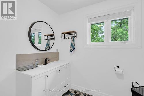 3 Earldom Boulevard, Tay, ON 