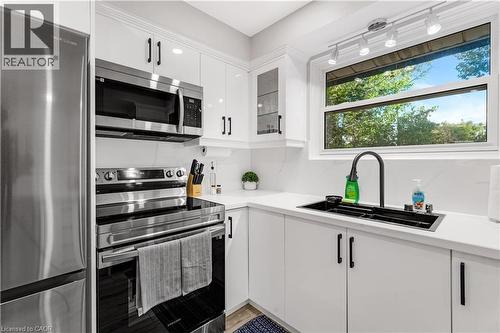 2258 Manchester Drive, Burlington, ON 