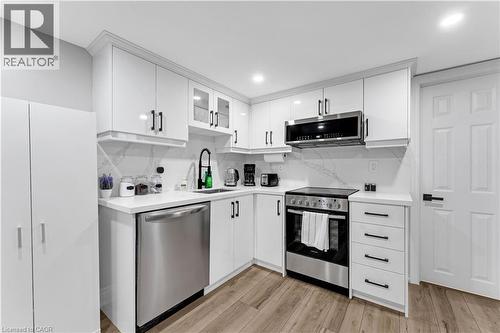 2258 Manchester Drive, Burlington, ON 