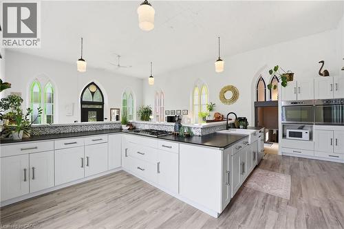 859 Haldibrook Road, Caledonia, ON 