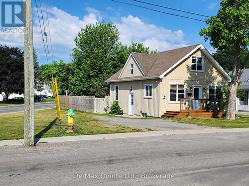 42 PONTON STREET  Belleville (Belleville Ward), ON K8P 3T6