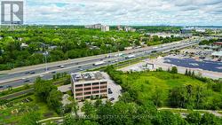 627 LYONS LANE Oakville, ON L6J 5Z7