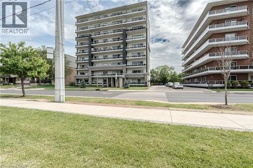 350 CONCESSION Street Unit# 403  Hamilton, ON L9A 4E5