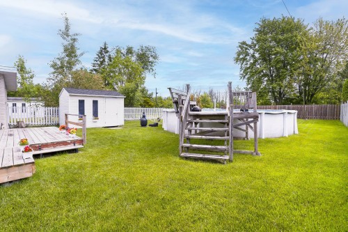 Cour - 741 Boul. Graham, Dorval, QC 