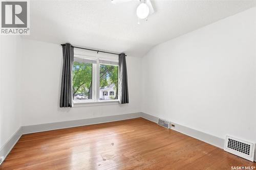 811 9Th Avenue N, Saskatoon, SK 
