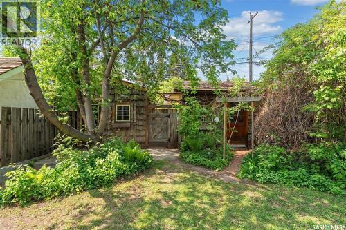 811 9Th Avenue N, Saskatoon, SK 