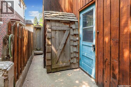 811 9Th Avenue N, Saskatoon, SK 