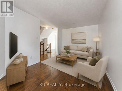 135 Margrave Avenue, Ottawa, ON 
