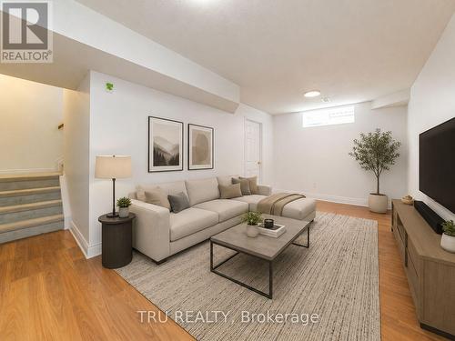 135 Margrave Avenue, Ottawa, ON 