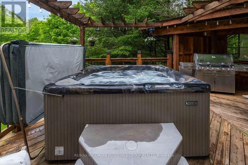 185 Skylark Road, Tiny, ON 