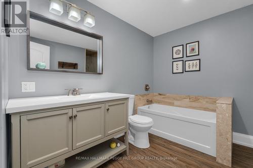 185 Skylark Road, Tiny, ON 