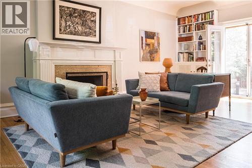 131 Chedoke Avenue, Hamilton, ON - Indoor Photo Showing Living Room With Fireplace