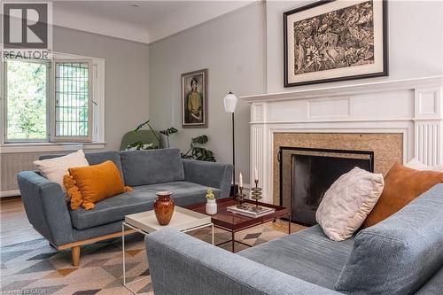 131 Chedoke Avenue, Hamilton, ON - Indoor Photo Showing Living Room With Fireplace