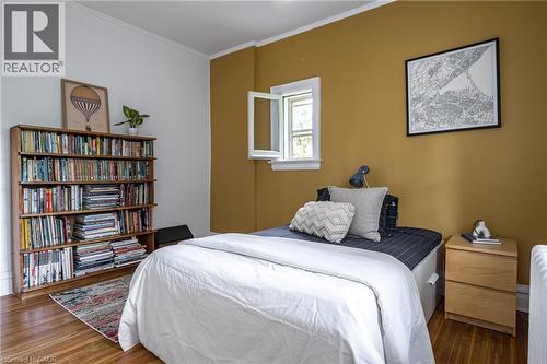131 Chedoke Avenue, Hamilton, ON - Indoor Photo Showing Bedroom