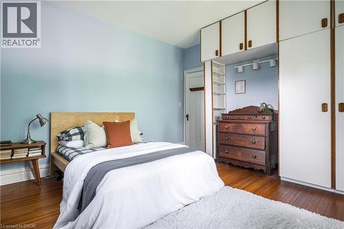 131 Chedoke Avenue, Hamilton, ON - Indoor Photo Showing Bedroom