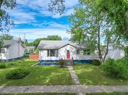 528 23rd Street Brandon, MB R7B 1V9
