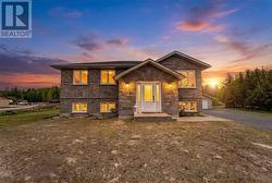 568 Gravel Drive  Hanmer, ON P3P 1R8