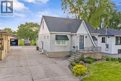 561 ELINOR STREET Windsor, ON N8P 1E3