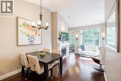 314 1675 W 10TH AVENUE  Vancouver, BC V6J 2A2