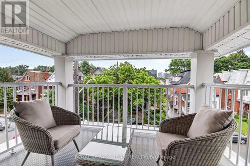 Upper balcony off main room - 64 Delaware Avenue S, Ottawa, ON 
