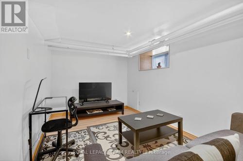 Cool in the summer, warm in the winter! - 64 Delaware Avenue S, Ottawa, ON 