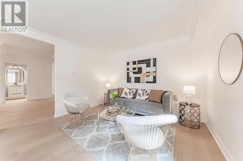 489 Ravineview Way, Oakville, ON 