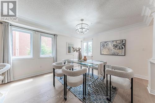 489 Ravineview Way, Oakville, ON 
