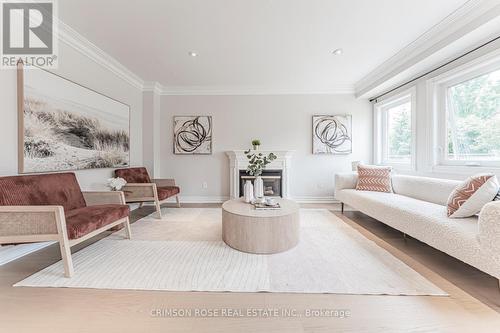489 Ravineview Way, Oakville, ON 