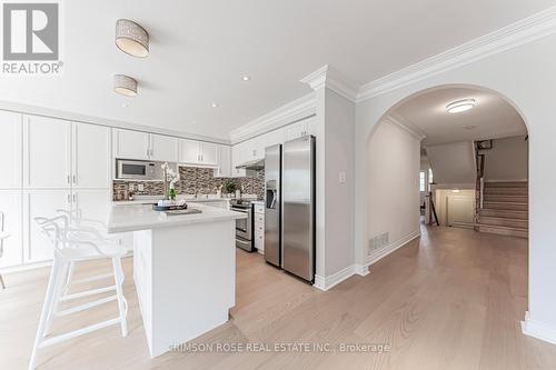 489 Ravineview Way, Oakville, ON 