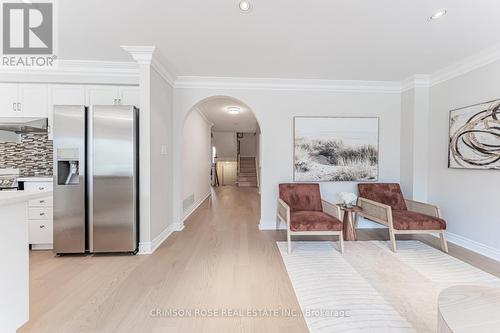 489 Ravineview Way, Oakville, ON 
