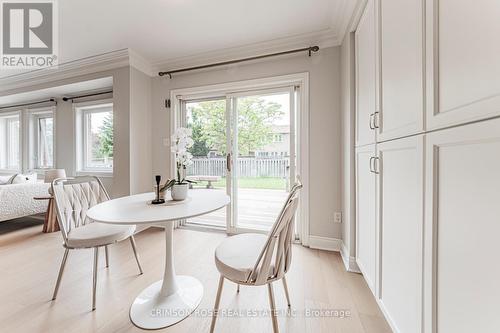 489 Ravineview Way, Oakville, ON 