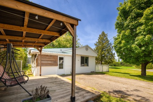 Balcon - 281 Rue Bayeur, Saint-Cyprien-De-Napierville, QC - Outdoor With Exterior