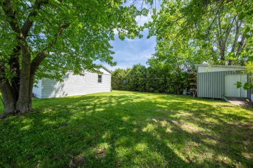Cour - 281 Rue Bayeur, Saint-Cyprien-De-Napierville, QC - Outdoor