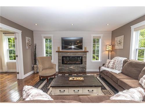 30 Rose Wy, Charters Settlement, NB 