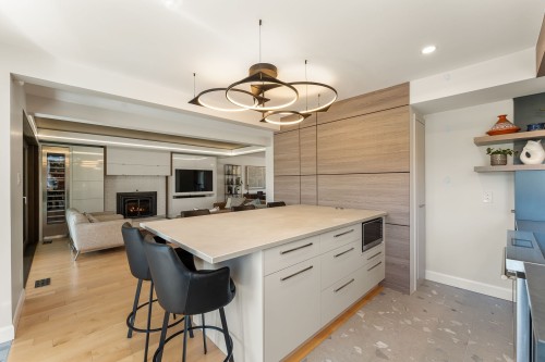 Kitchen - 66 Rue De Coulomb, Saint-Jean-Sur-Richelieu, QC - Indoor With Fireplace