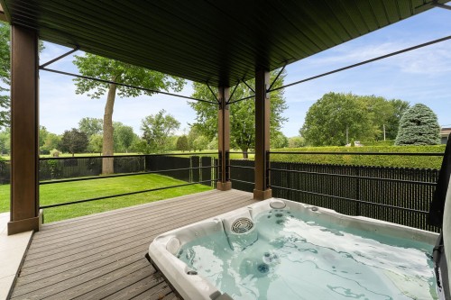 Spa - 66 Rue De Coulomb, Saint-Jean-Sur-Richelieu, QC - Outdoor With Deck Patio Veranda With Exterior