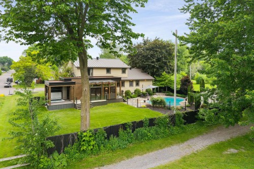 Back of Structure - 66 Rue De Coulomb, Saint-Jean-Sur-Richelieu, QC - Outdoor