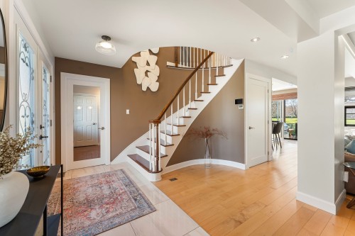 Mud Room - 66 Rue De Coulomb, Saint-Jean-Sur-Richelieu, QC - Indoor Photo Showing Other Room