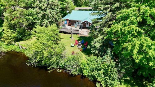 54 Rue de la Côte  Brownsburg-Chatham, QC J8G 2N4