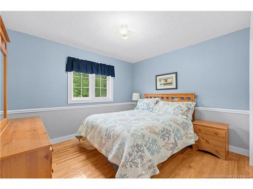 1325 Mclaughlin Dr, Moncton, NB 